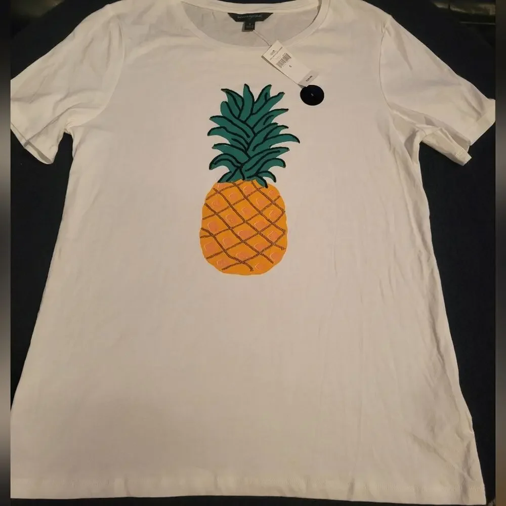 Banana Republic Pineapple White Soft Women's T-shirt Small NWT - Picture 1 of 5